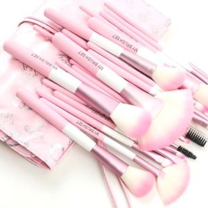 Meet your Posher, Paola